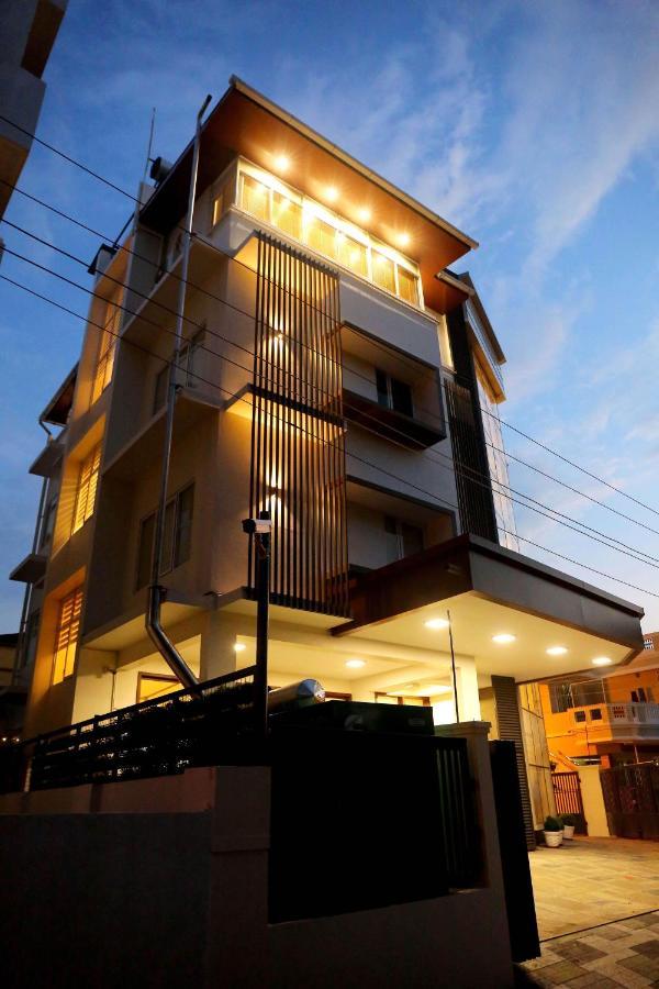 Kira Palace Residency Kochi Exterior photo